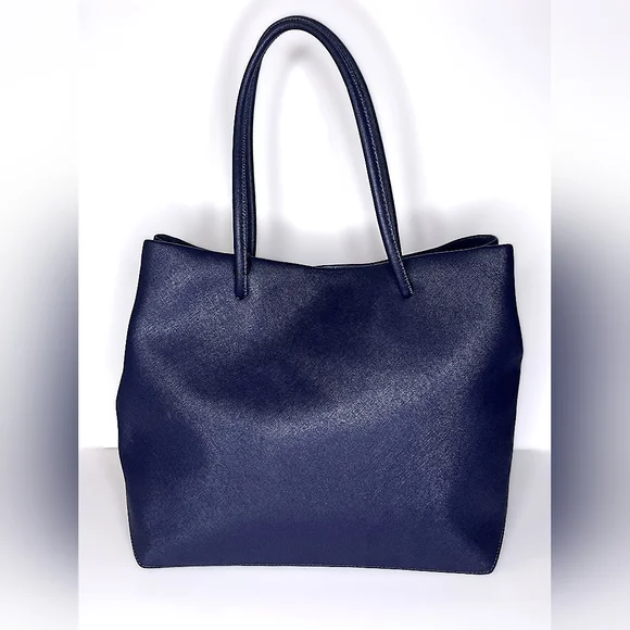 (Sold)Marc Jacobs Navy Blue Tote Bag - Picture 5 of 10